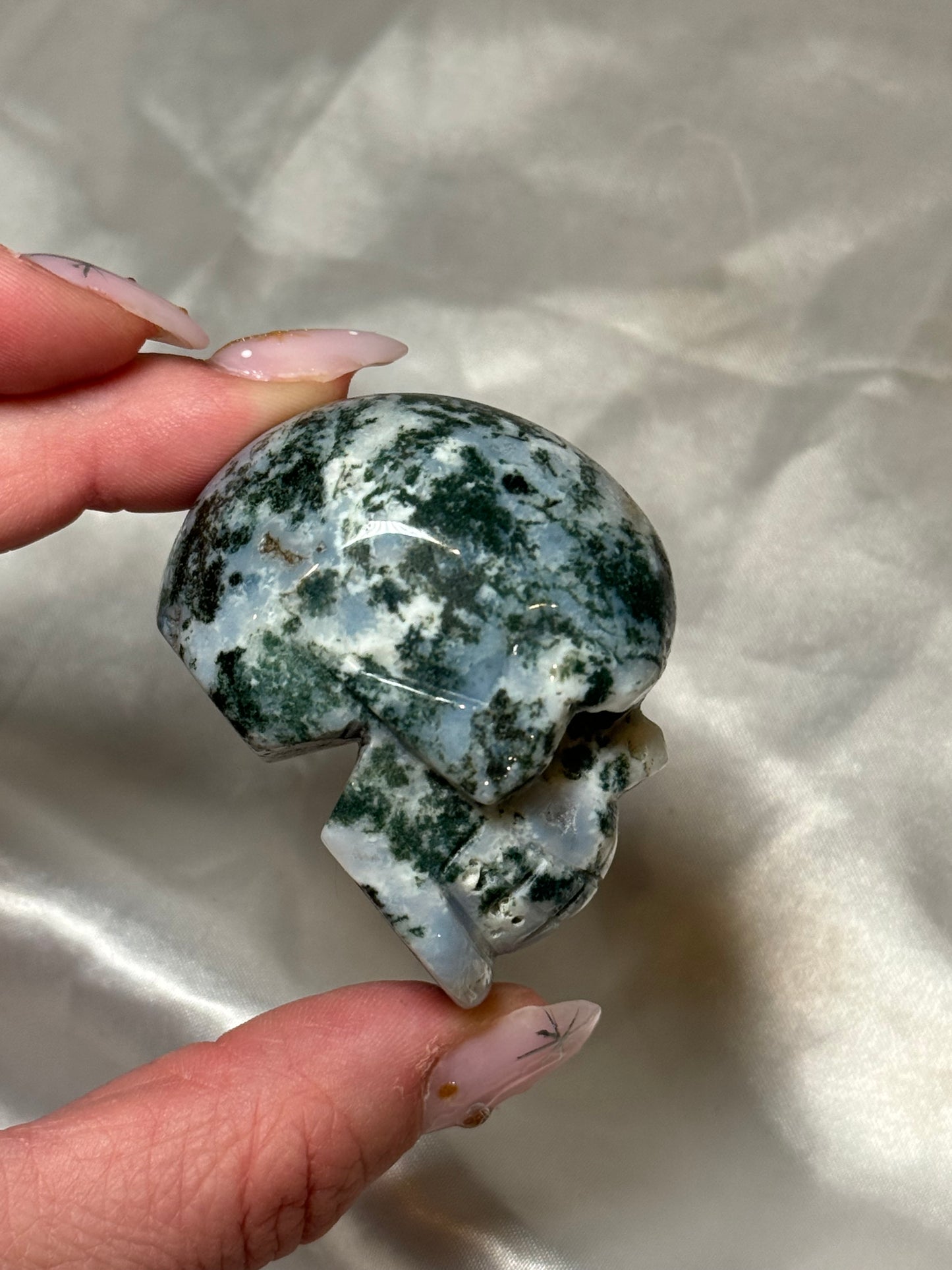 moss agate skull