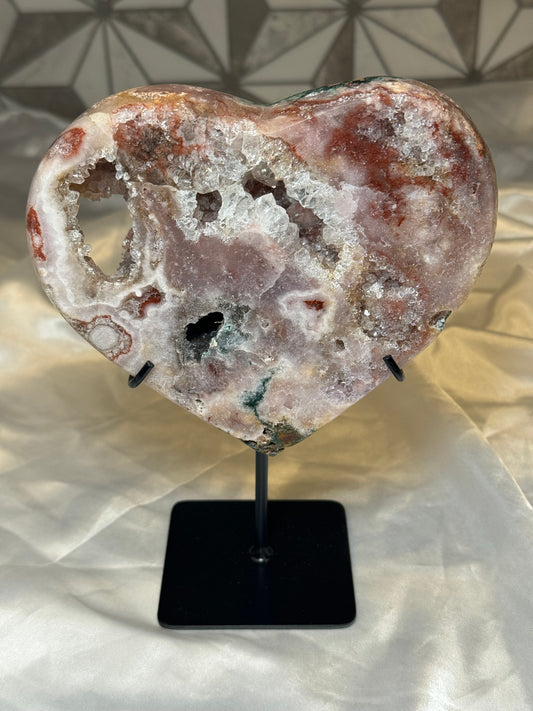 pink amethyst heart